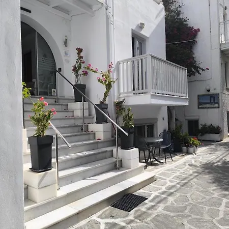 アパートホテル Georgia Mare Naxos City